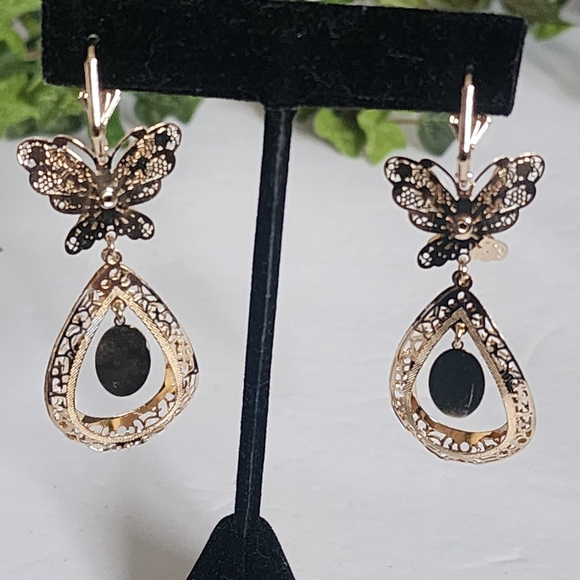 Tricolor Gold Drop Filigree Earrings  Butterfly with Virgin Mary - Picture 8 of 10